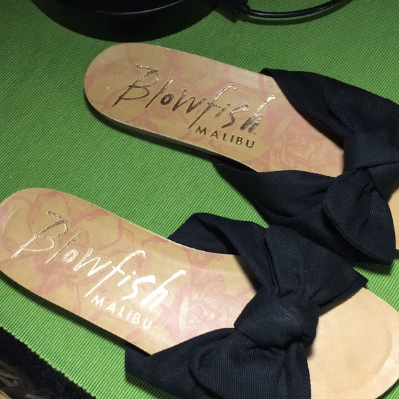 Restocked 🖤Blowfish 🐡 Black Slip ons Sanda… - Picture 7 of 9